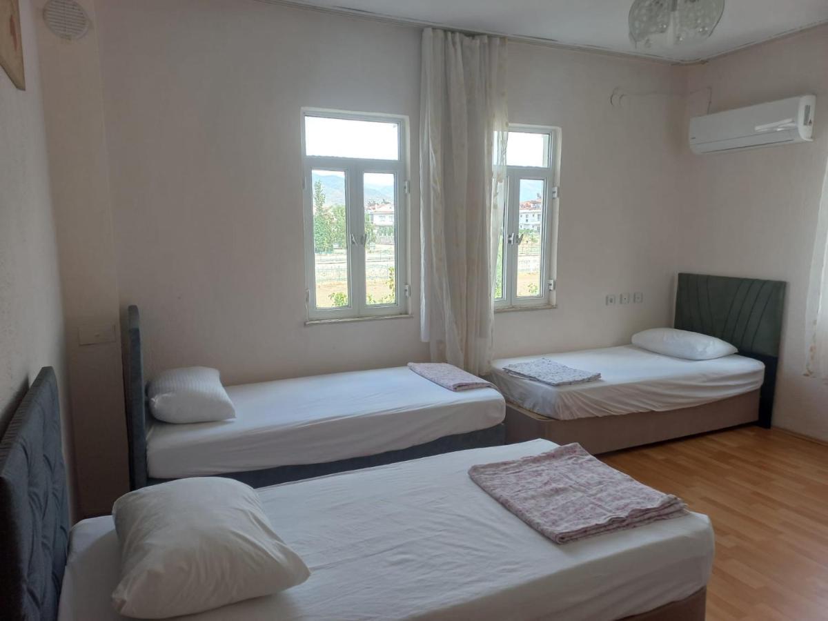 Adventurous Local Hostel Fethiye Eksteriør billede