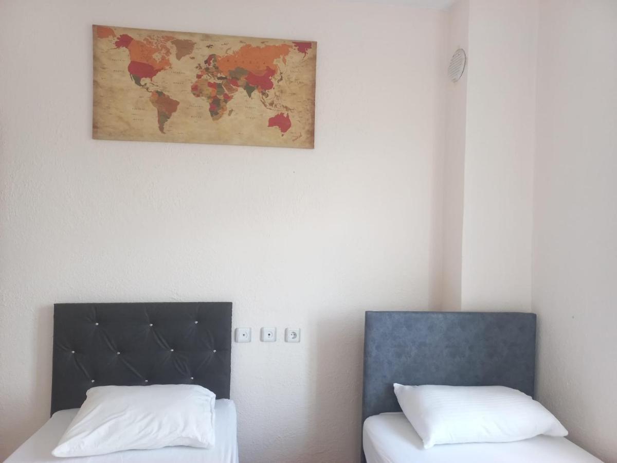 Adventurous Local Hostel Fethiye Eksteriør billede
